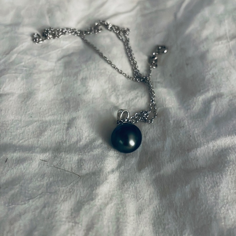 Tahitian Pearl.  NWOT.